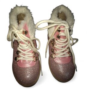 JUICY COUTURE  Girl's Toddler Size 6 Furry Boots Pink Sparkle
